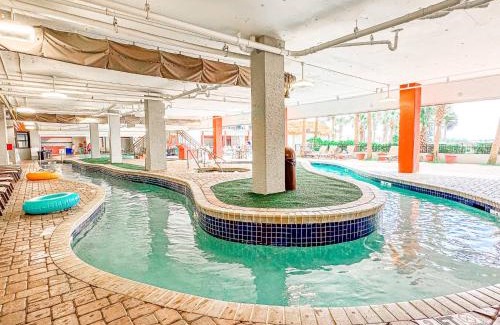 Myrtle Beach Hotel | Tropical Suite at Oceanfront Resort w Lazy River
