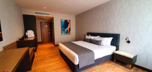 Taman Abad Hotel | TROVE Johor Bahru