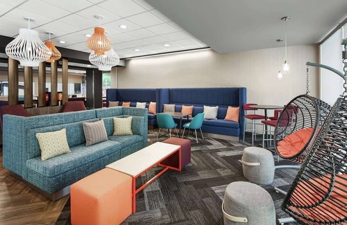Savannah Hotel | Tru By Hilton Savannah Midtown Ga