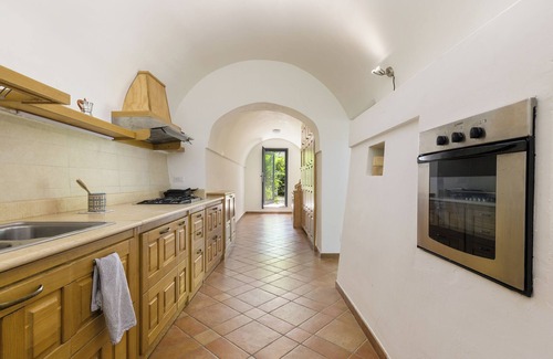Ceglie Messapica Villa | Trullo Kallistè by Wonderful Italy
