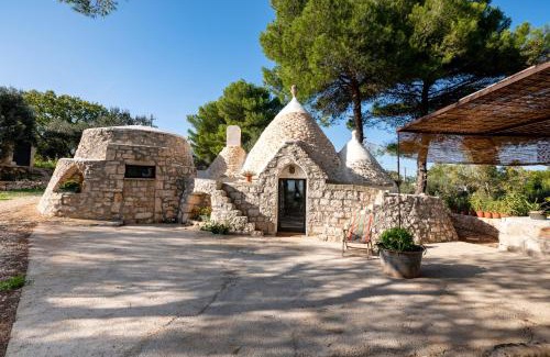 Ostuni House | Trullo with Pool