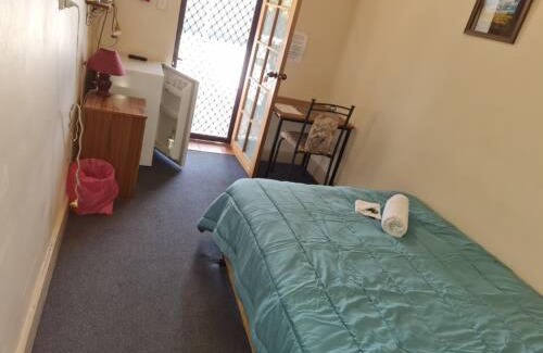Jellicoe Hotel | Truro weighbridge motel