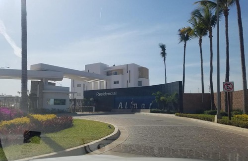 Cerritos House | Tu casa en almar: paraíso total