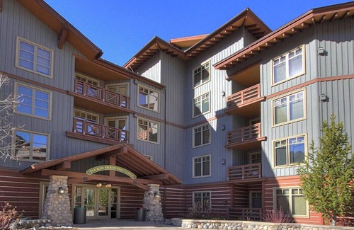 Copper Mountain Village Apartment | Tucker Mountain Hotel Style Room with 1 Bed #107A by RedAwning