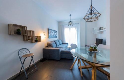 Granada City Center Apartment | tuGuest Violeta's Home - Free parking