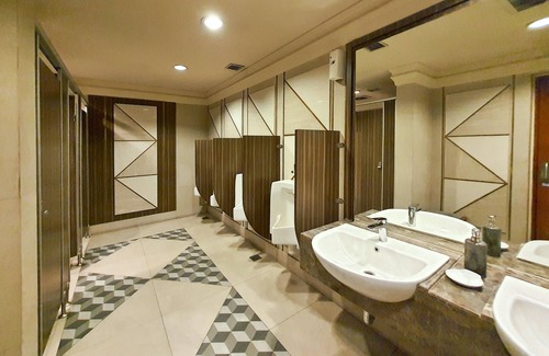 Surabaya Hotel | Tunjungan Hotel