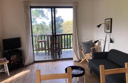 Ocean Beach Ski Chalet | Turicum AT Monkey Rock Winery & Cider