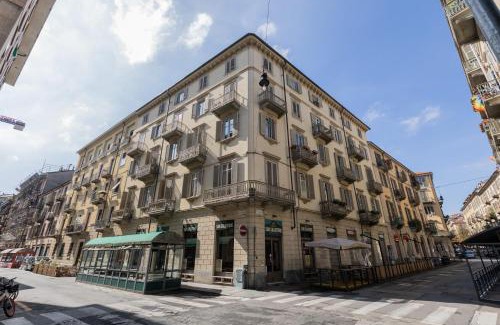Historic Centre Apartment | Turin Art Studio by Wonderful Italy