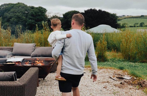 Newquay Cabin | Turkey Dog - A luxury couples+ Yurt on a stunning historic estate near Newquay. Dog friendly