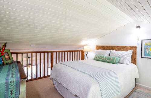 Kahuku Apartment | Turtle Bay West Studio With Loft 1 Bedroom Apts by Redawning