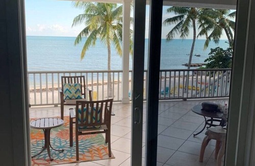 Islamorada House | Turtle Beach is an Oasis on the Atlantic Ocean