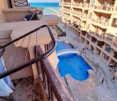 Al Ahyaa Apartment | Turtles Beach resort hourghada Studio view sea view pool private beach jacuzzi pools air-conditioned restaurant on the beach jacuzzi security and a large sunny balcony