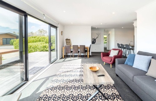 Martinborough House | Tuscan Spa, Martinborough
