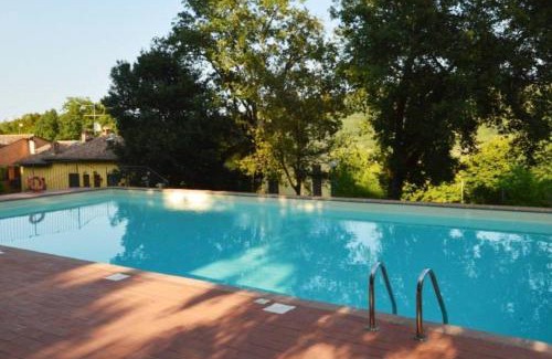 Radicondoli Apartment | Tuscan Sun With Shared Pool - Happy Rentals