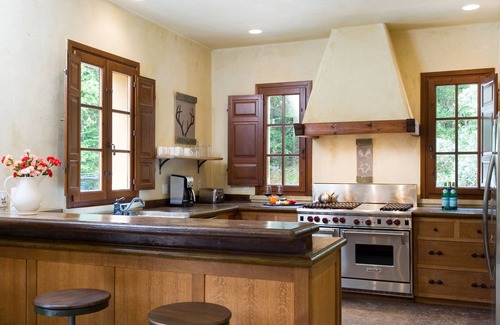 Glen Ellen Villa | Tuscan Wine Country Villa