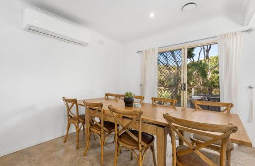 Point Lonsdale House | Tussock Sands
