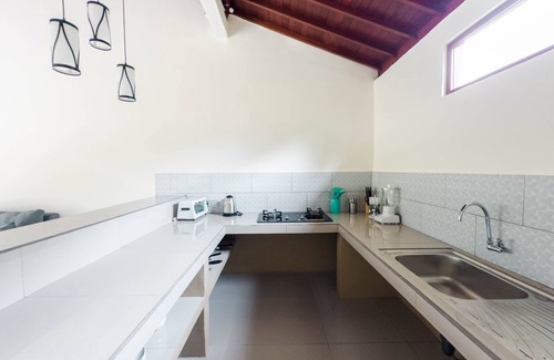 Lodtunduh Villa | Tutik Private House by Supala