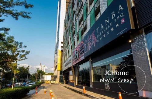 Taman Abad Apartment | Twin Galaxy City View Homestay Near CIQ Johor Bahru
