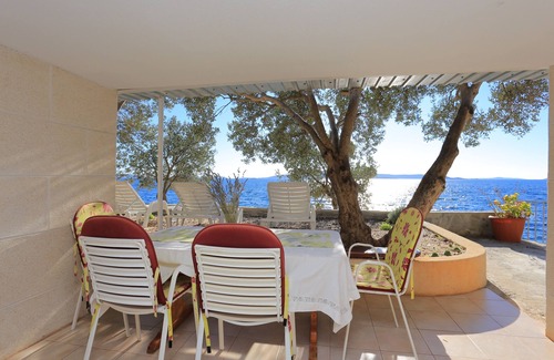 Okrug Donji Apartment | Two bedroom apartment near beach Okrug Donji, Čiovo (A-6859-d)