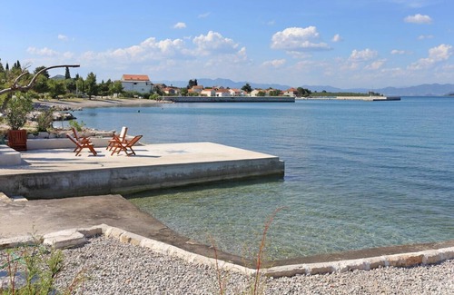Drace Apartment | Two bedroom apartment near beach Drače, Pelješac (A-10130-a)