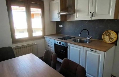 Mugeba Apartment | Two bedroom apartment with terrace and sea view Mugeba, Poreč (A-24342-b)