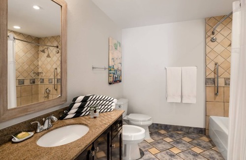 Frigate Bay Apartment | Two-Bedroom Villa with Ocean View