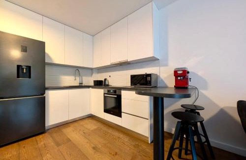 Zagreb House | Two Forrest-Hugging Townhomes