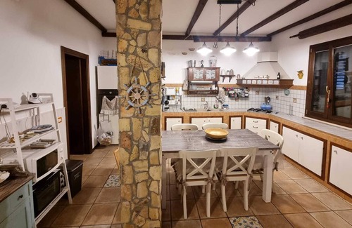Gallina House | Two steps from the sea Down