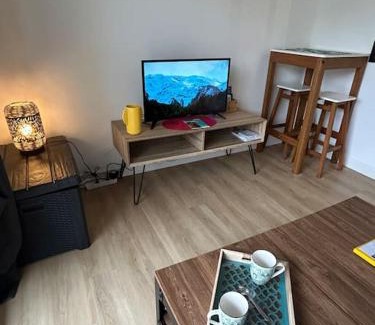 Saint-Denis Apartment | Ty Cosy - T2 proche du centre de St-Denis