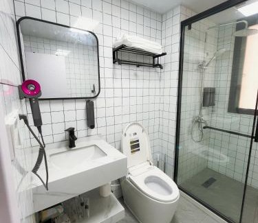 Downtown Shanghai Apartment | Uffice apartment