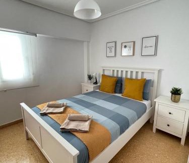 Port de Sagunt Apartment | UIM Mediterraneo Isabel 10 Wifi