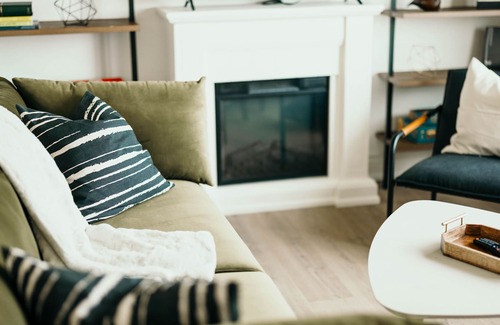 Niagara-on-the-Lake Cottage | Ultimate Wine Country Getaway - HOTTUB, Games Room, Netflix