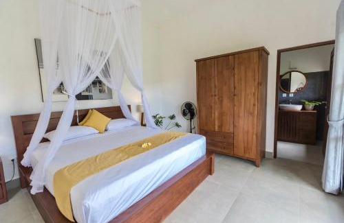 Sidemen Cabin | Ume Dukuh Home Sidemen