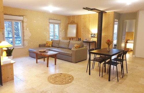 Nogent-le-Rotrou Apartment | Un Appart Dans le Perche, Votre Pied à Terre !