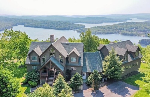 Mountainside House | Under the Stars: Private Indoor & Outdoor Pools, 2 Hot Tubs, & BIG Lake Views