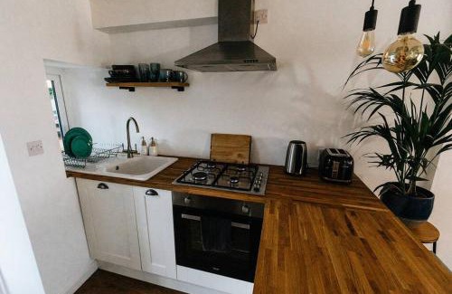 Newland Near Ulverston House | Unique Cottage in the heart of Ulverston