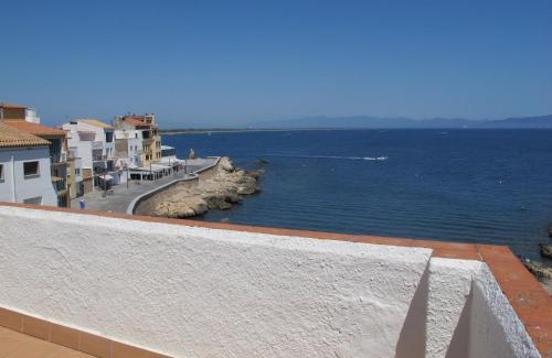 L'Escala Apartment | Unique exceptional view & terrace
