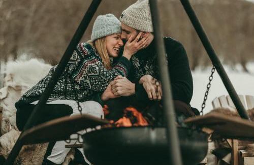 Tromso Apartment | Unique Fjord Stay with firepit and snowshoes