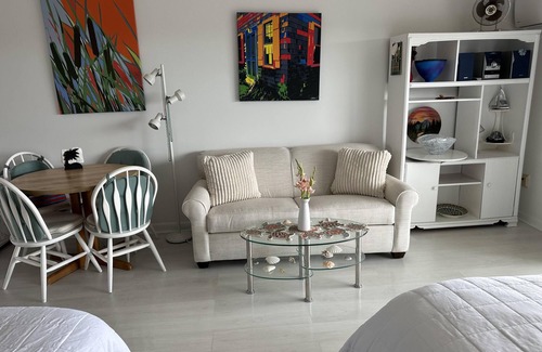 North Truro Condo | Unit #20 - 2nd Floor Deluxe Efficiency with A/C.