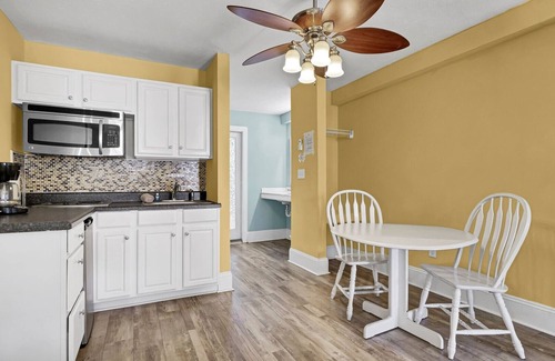 Surf City Hotel | Unit 205SD at Tiffany's Motel