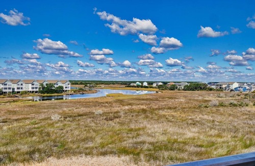 Surf City Hotel | Unit 205SD at Tiffany's Motel
