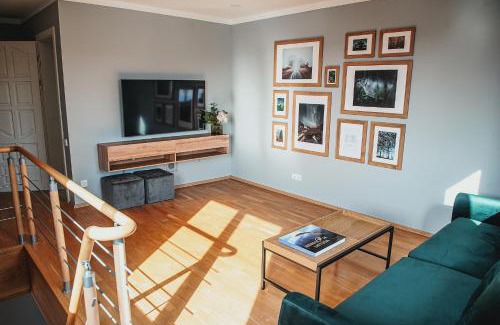 Anyksciai House | Upės apartamentai I su terasa ir baseinu