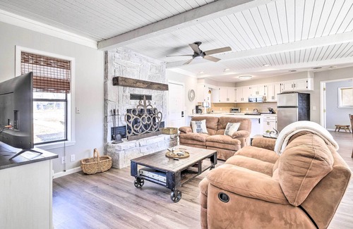 Afton Cottage | Updated Afton Cottage w/Dock & Lake Access!
