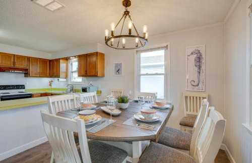 Kitty Hawk House | Updated Kitty Hawk Semi-Oceanfront with Ocean Views