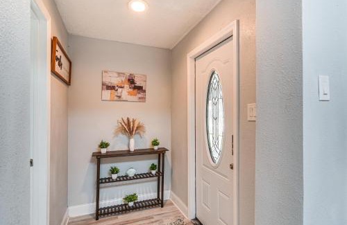 Seminole House | Updated Seminole Home with Pool - 7 Mi to Beach!