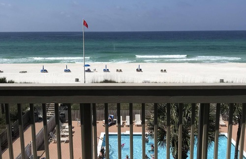 Sunnyside Condo | Updated, spacious Gulf-front Condo- just steps to the beach!