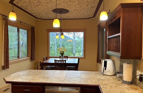Mazama House | Upper Methow Valley Cottage