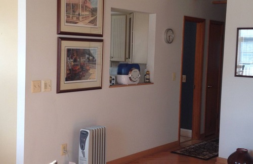 North Beach Haven House | Upscale Newly Updated 3BR Oceanside - Clean, Modern, Walk Everywhere!