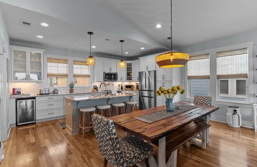 North Carolina Coast House | Upscale ocean view home with elevator and dog friendly!