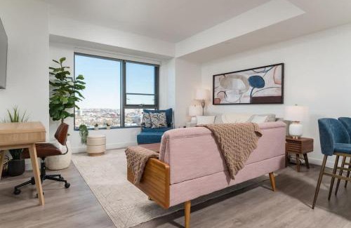 Central Square Apartment | Upscale Penthouse near MIT Harvard Central Square